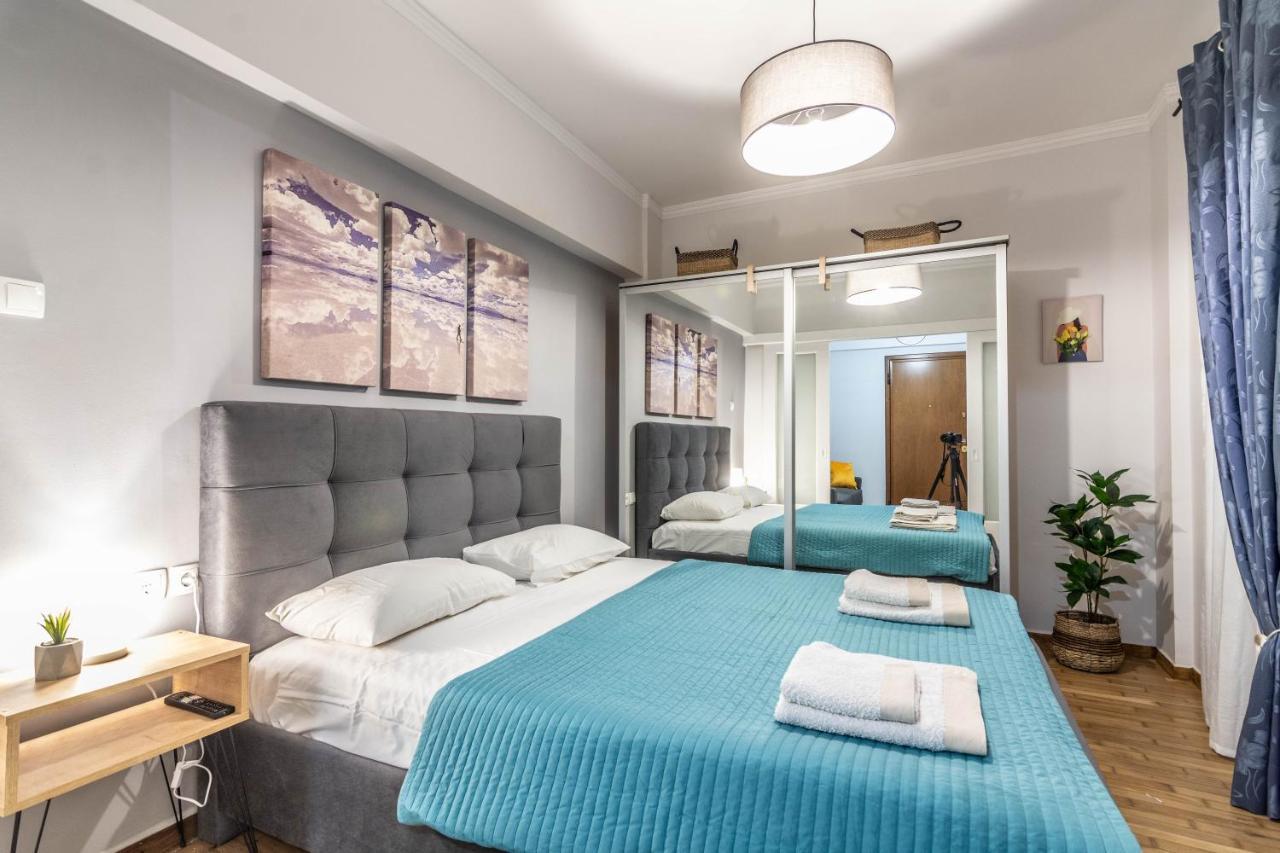 Fav Flat In * Atena
