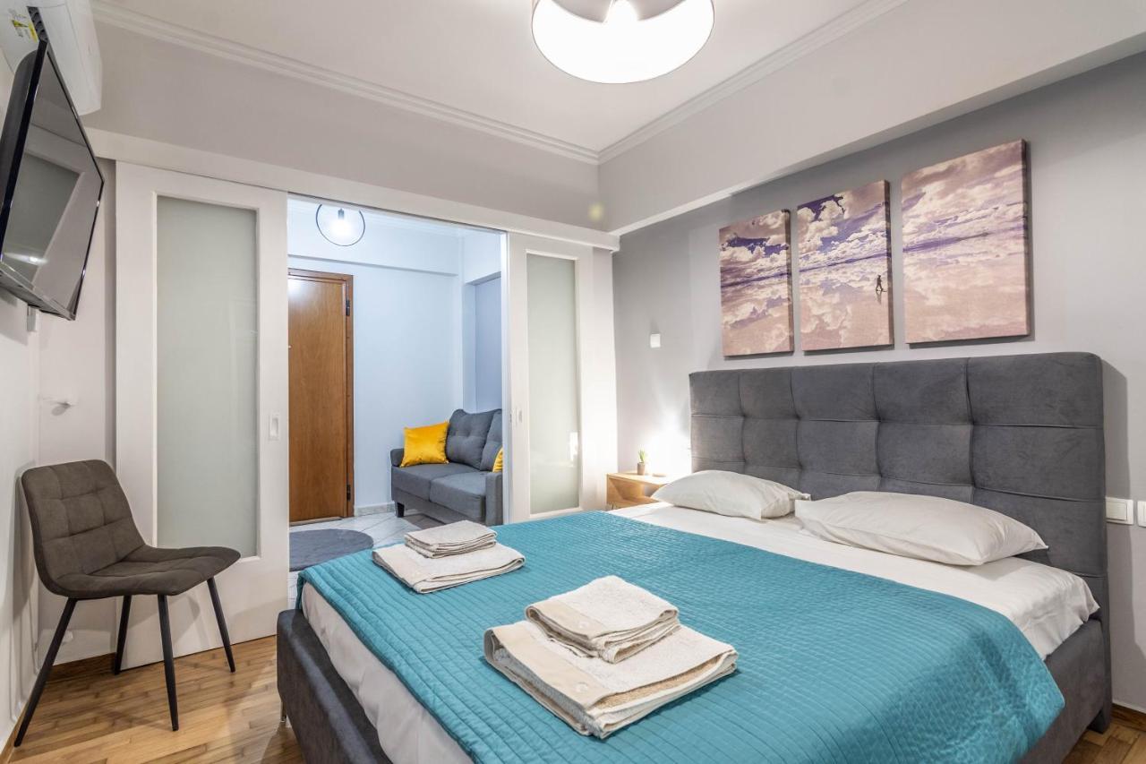 Fav Flat In * Atény